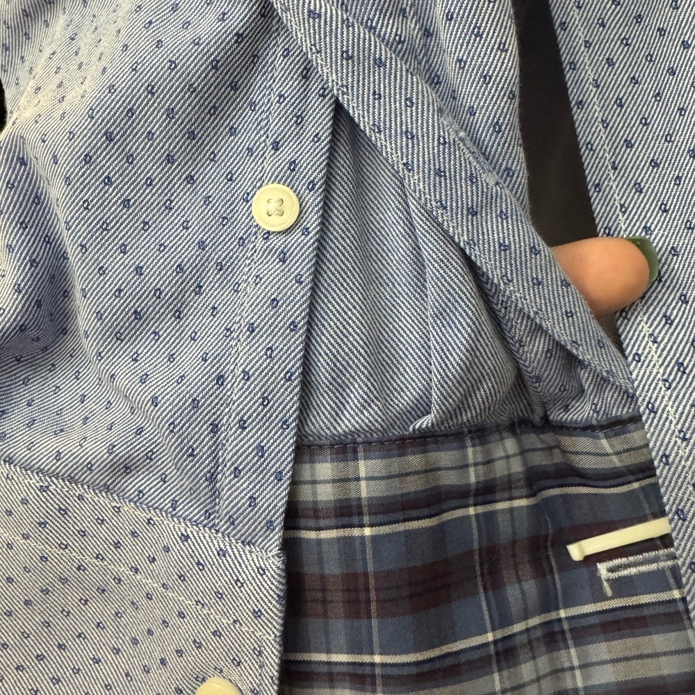Jos. A. Bank Men’s XL 3 piece long sleeve preppy patterned button down bundle - Picture 11 of 11
